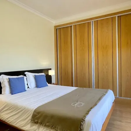Oura Oasis C - Shared Pool - 6 Guests - Albufeira Apartment