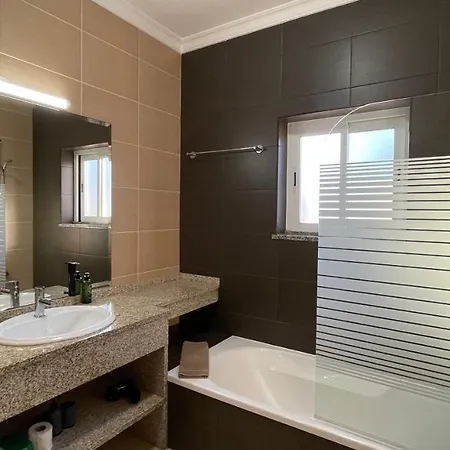 Oura Oasis C - Shared Pool - 6 Guests - Apartamento Albufeira